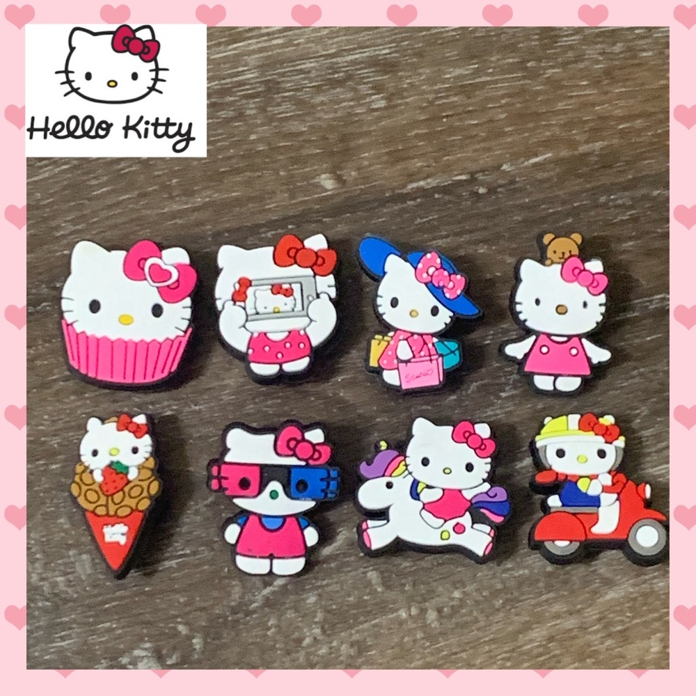 💕Hello Kitty Croc Charms 8 pc set
